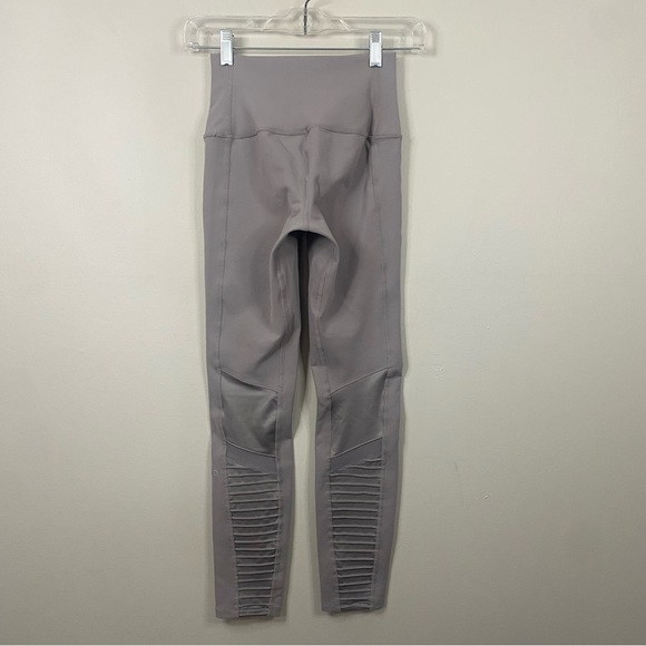 Alo Yoga High Rise Moto Leggings in Taupe Gray Size XXS - Picture 7 of 9